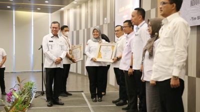 5 OPD Terbaik Terima Penghargaan Dari Wagub Lampung