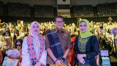 Sulam Khas Pesawaran Kembali Tampil di Indonesia Fashion Week