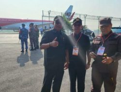 Ketua DPRD Lampung Sambut Kedatangan Presiden RI di Bandara Raden Intan