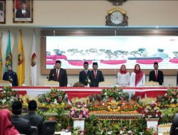 Gubernur – Wagub Ikuti Rapat Paripurna Istimewa HUT RI ke-78 dengan Agenda Mendengarkan Pidato Kenegaraan Presiden RI Joko Widodo