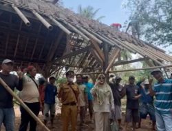 Wakil Ketua DPRD Lampung Berikan Bantuan Bedah Rumah Warga Pringsewu