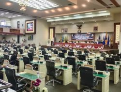 Yozi Rizal Pimpin Paripurna