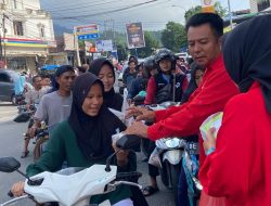 Terus Tebar Kebaikan, Setiap Sehari Aribun Bagikan 500 Takjil ke Masyarakat